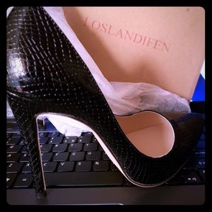 Loslandifen Black Snake Stiletto